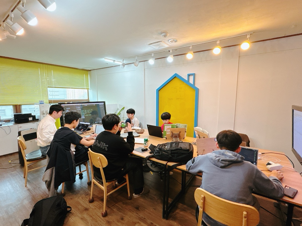 부산AI코딩스쿨 사직 교습소 수업 모습